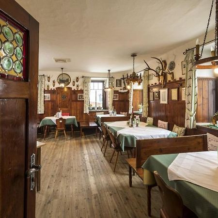 Gasthof Gruener Baum Kirchberg am Wechsel Eksteriør bilde